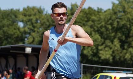Tom Header wkd ru 11 12 July.jpg