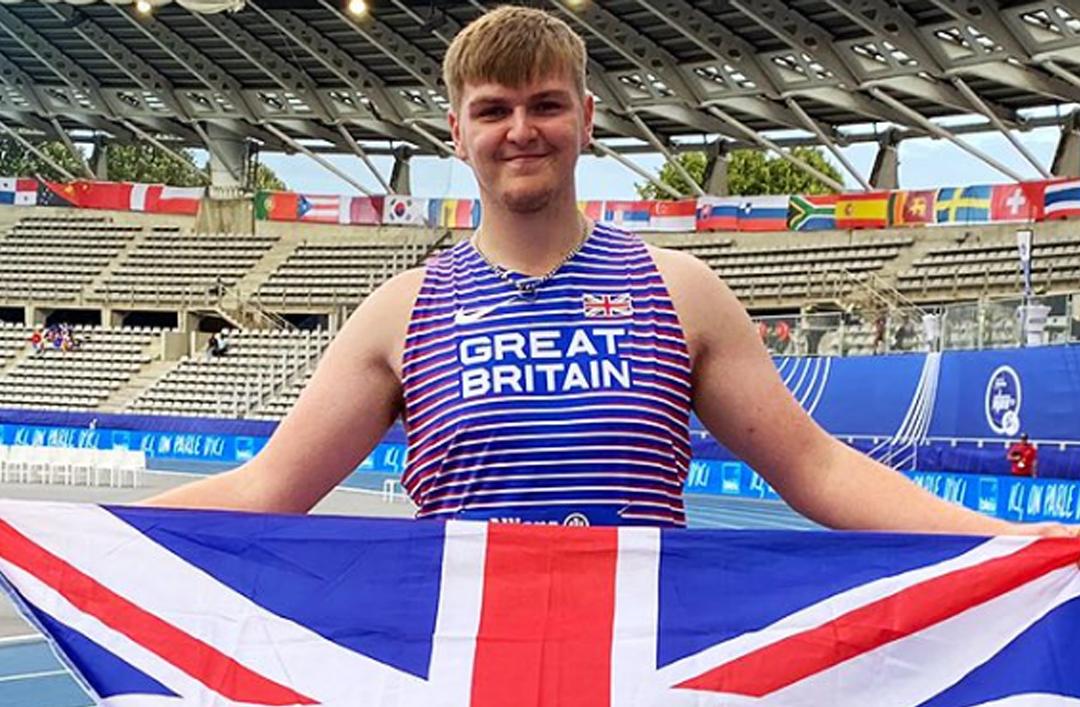 Michael Jenkins wins silver at the 2023 World Para Athletics Championships.
