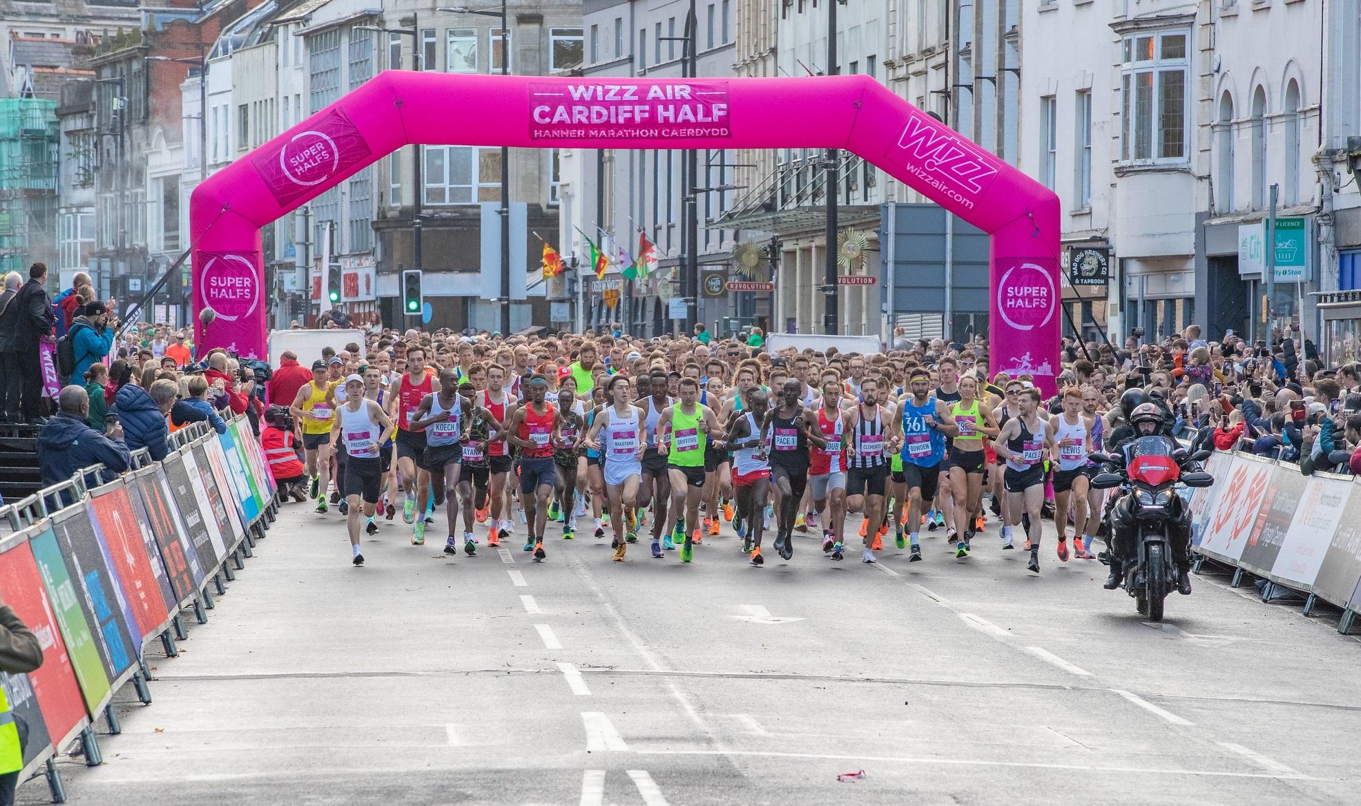 Cardiff Half Marathon 2022 START.jpg